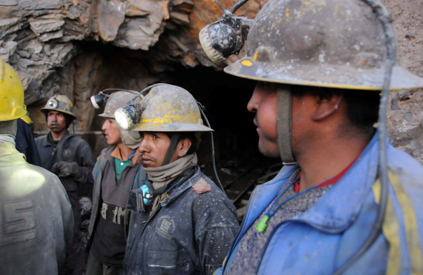 Mineros aceptan 6% de aumento salarial de Mina VII Mimosa