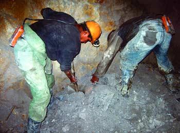 MÉXICO: Derrumbe en La Purísima deja dos mineros heridos
