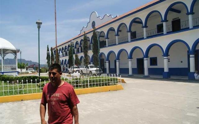 Es mejor que no vuelvan, advierten totonacos a grupo de minero