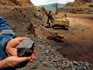 Pega el crimen organizado a mineras en nueve estados