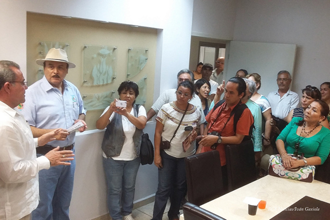 Ayuntamiento de La Paz engaña a ambientalistas para celebrar reunión privada