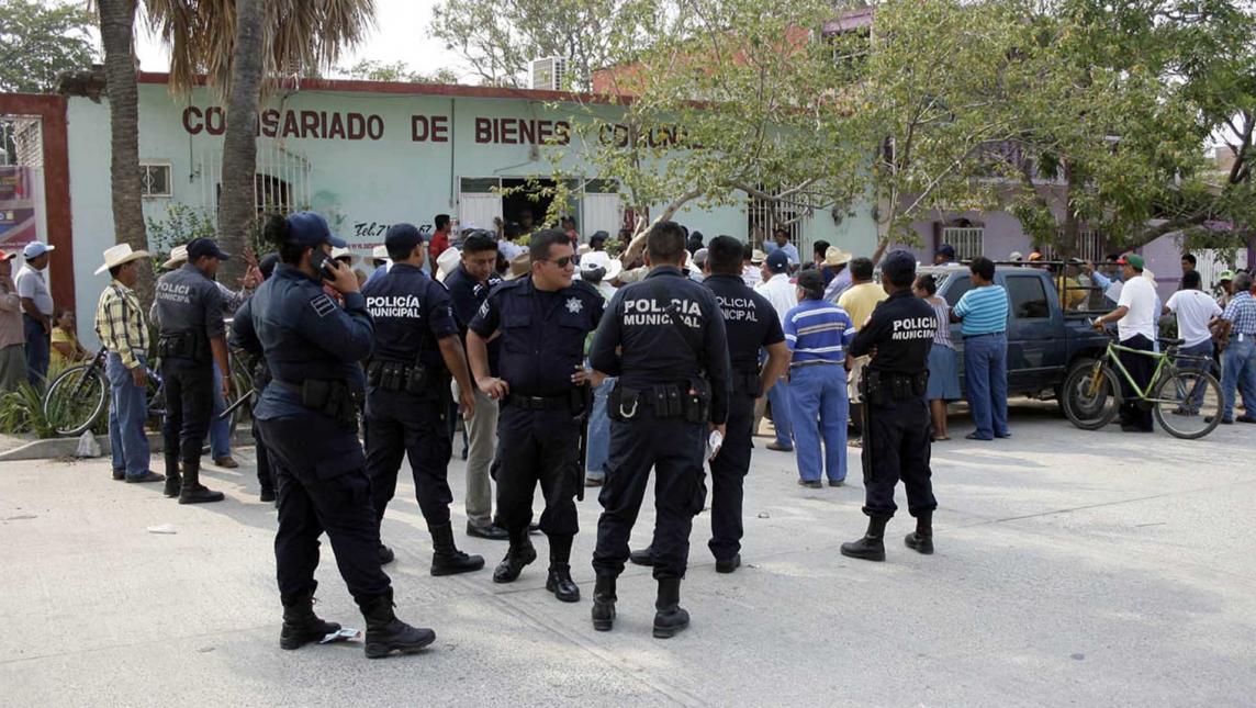 Vecinos impiden asamblea de Bienes Comunales