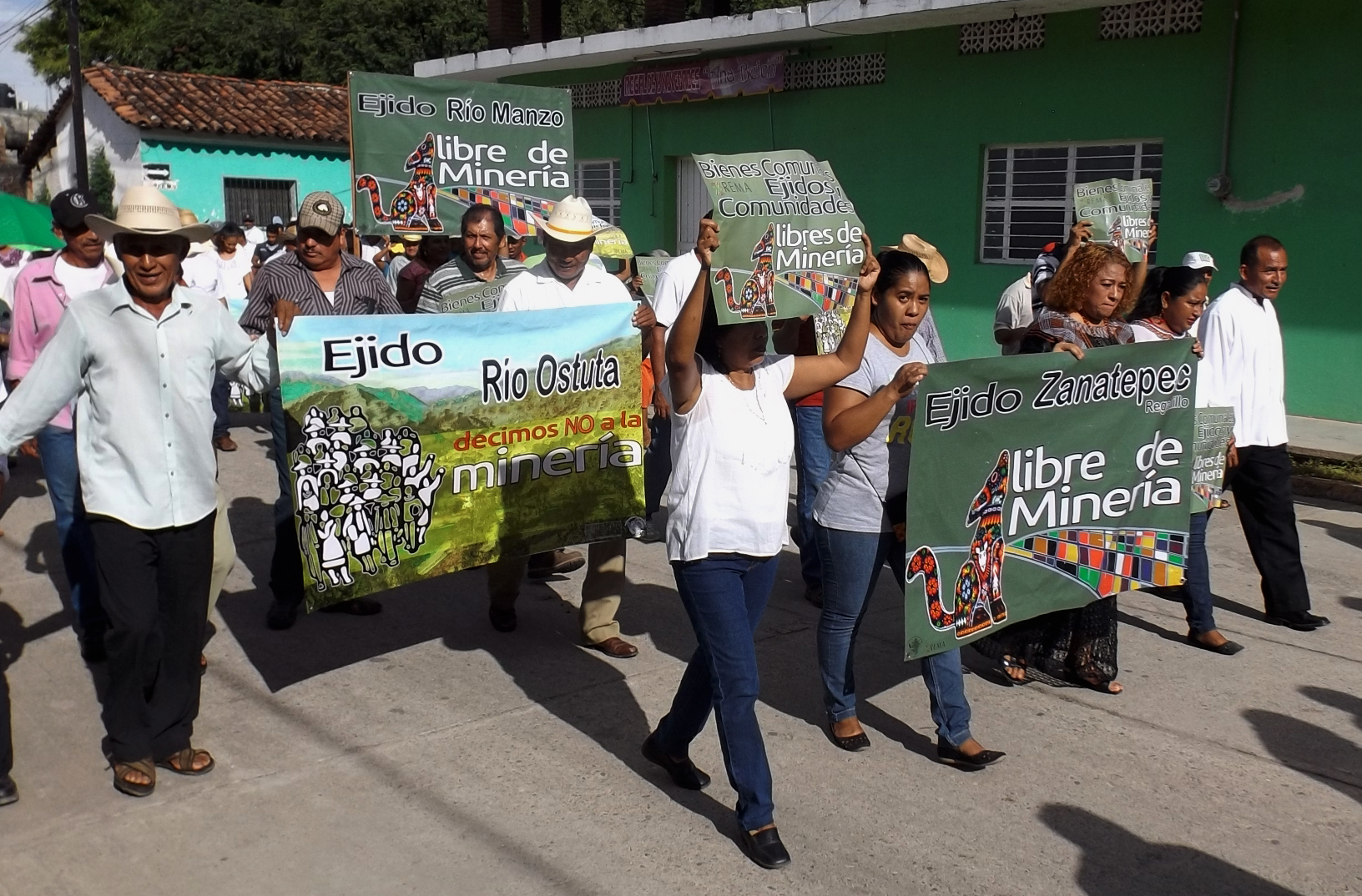 “Rechazamos un proyecto minero de muerte, nosotros somos pueblos de vida”: Habitantes de Zanatepec, Oaxaca