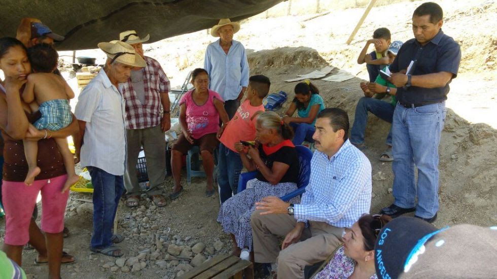 Pobladores de Guerrero demuestran que minera a la que se oponen sí contamina río con altos niveles de cianuro y arsénico