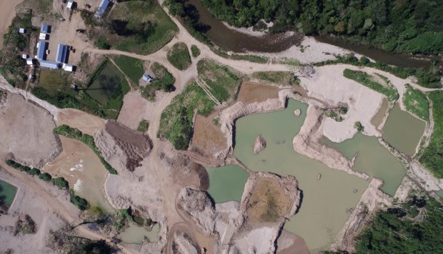 Huánuco: empresario minero chino contamina ríos y arrasa bosques primarios del cinturón de reserva comunal