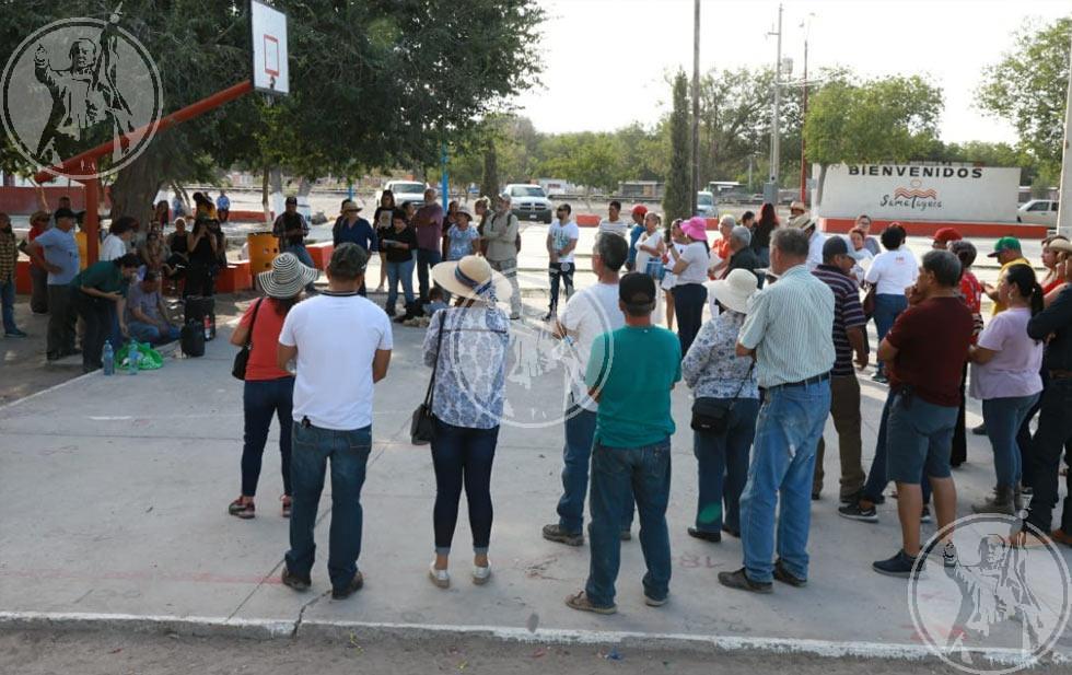 Se manifiestan contra explotación de mina en Samalayuca