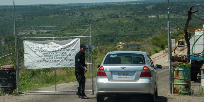 Talicoyunque: historia de desplazamiento forzado, corrupción y violaciones a los derechos humanos