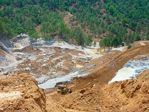 Atiende Conagua derrame de presa de jales de mina en Durango