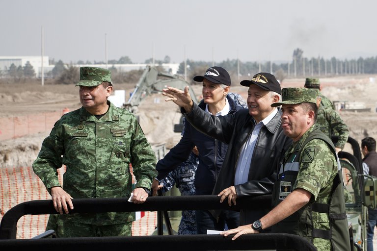 En México no hay militarización, sino militarismo: Alexei Chévez