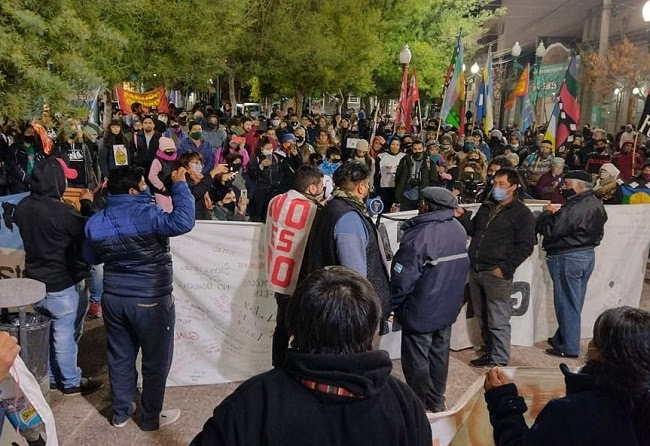 [Video] En Trelew comunidades Mapuche Tehuelche dijeron no a la megaminería