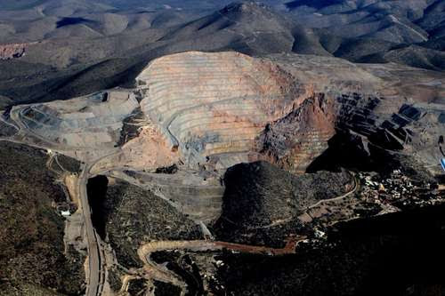 Evalúan cómo recuperar el cerro de San Pedro; ya sólo existe en el escudo de SLP